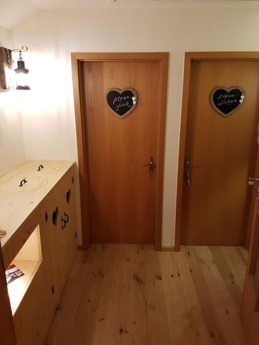 Ferienwohnung Weber Alpenveilchen Lechbruck Bagian luar foto